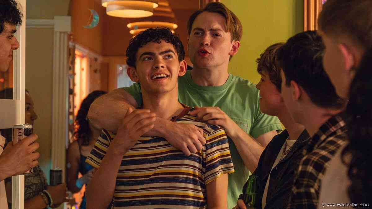 Emotional Heartstopper Forever trailer leaves Netflix fans 'sobbing' over Nick and Charlie