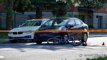 Cyclist, 38, dies after being struck by 2 vehicles in Montreal last week