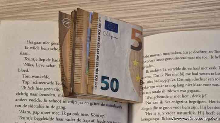 Boek met verborgen schat per ongeluk ingeleverd bij bibliotheek