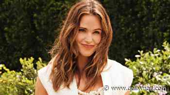 Jennifer Garner makes rare comments about what she hopes the 3 kids she shares with Ben Affleck will be like one day