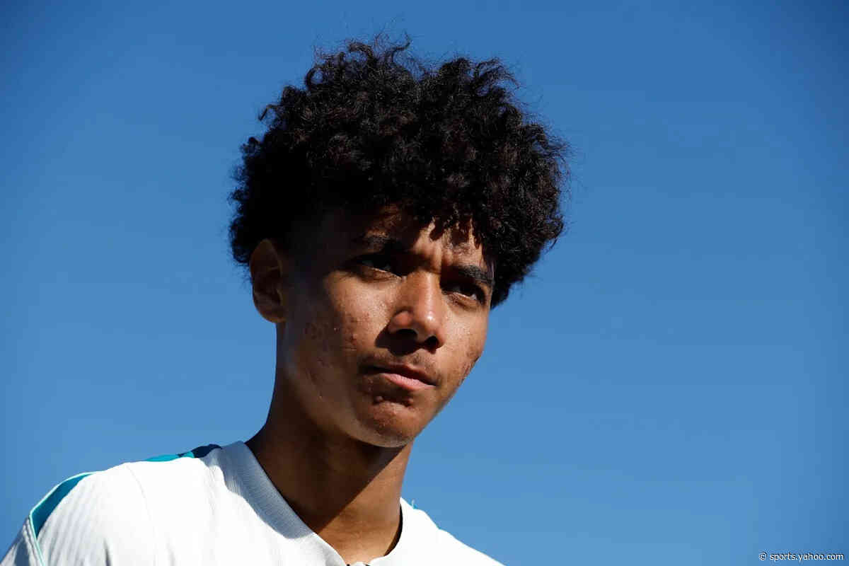 Barcelona leading the race to sign 18-year-old defensive gem – report