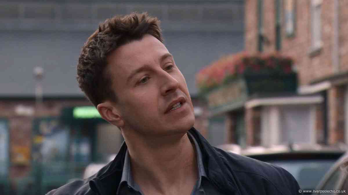 Coronation Street spoilers confirm Ryan's new cobbles romance but fans are fuming