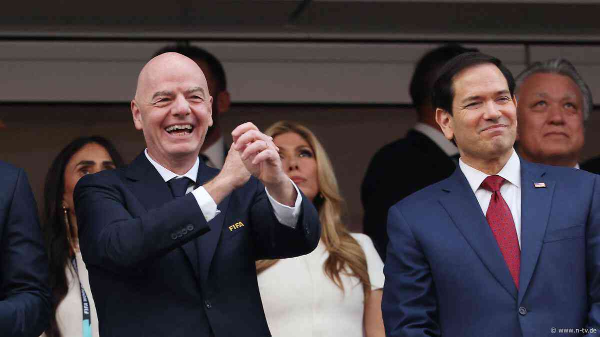 Ökonom zu WM-Ticketpreisen: "Gianni Infantino hat alles richtig gemacht"