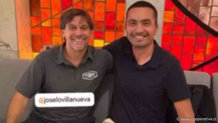 José Luis Villanueva visitó la concentración de Uzbekistán en medio del Mundial