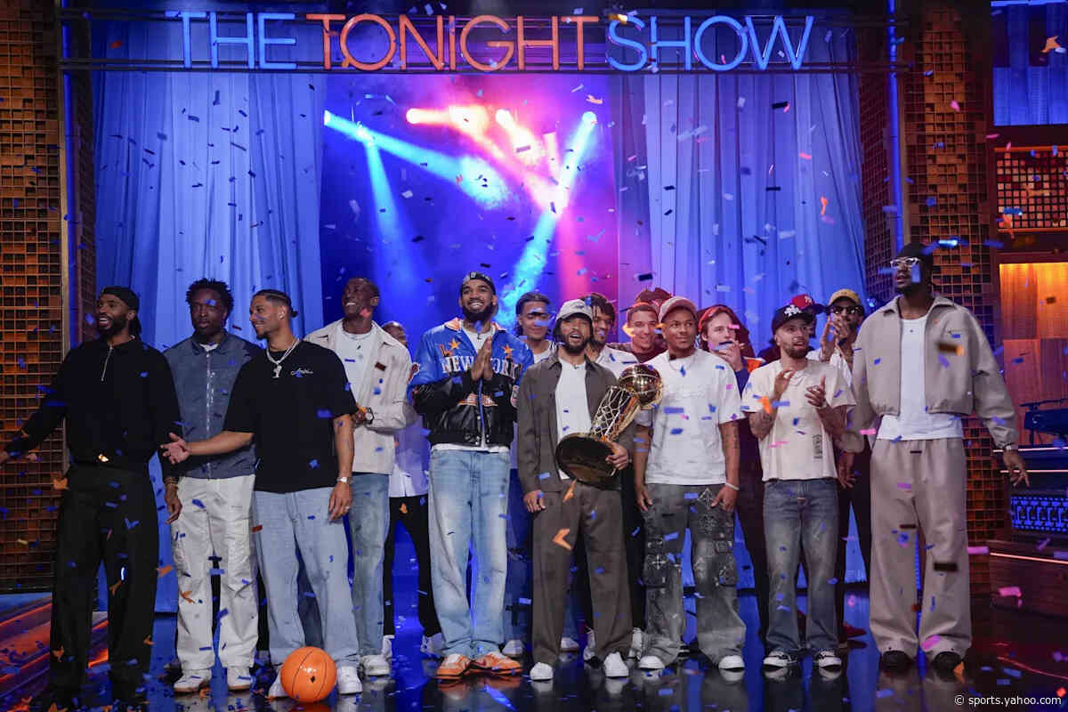 Knicks Bulletin: ‘Build that little big-headed a statue, bro’