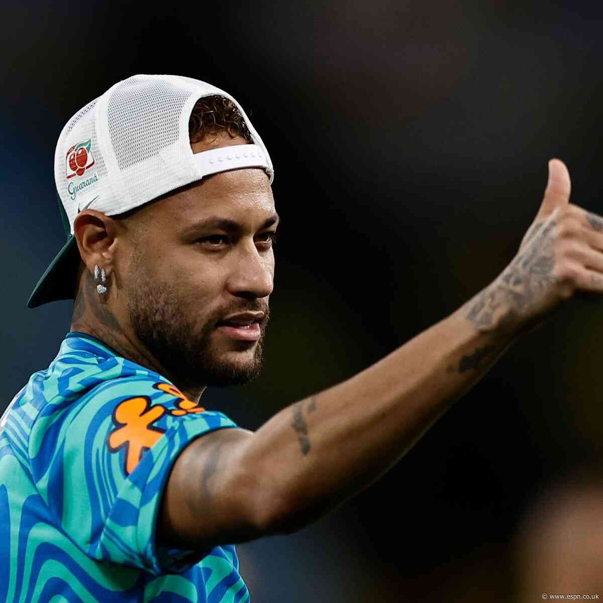 Neymar trains alone for 1st time at Brazil WC camp...