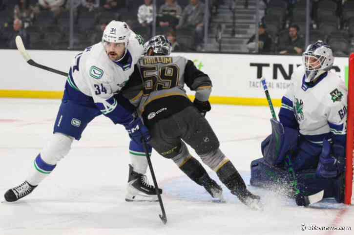 Cole Clayton signs one-year, two-way deal with Canucks