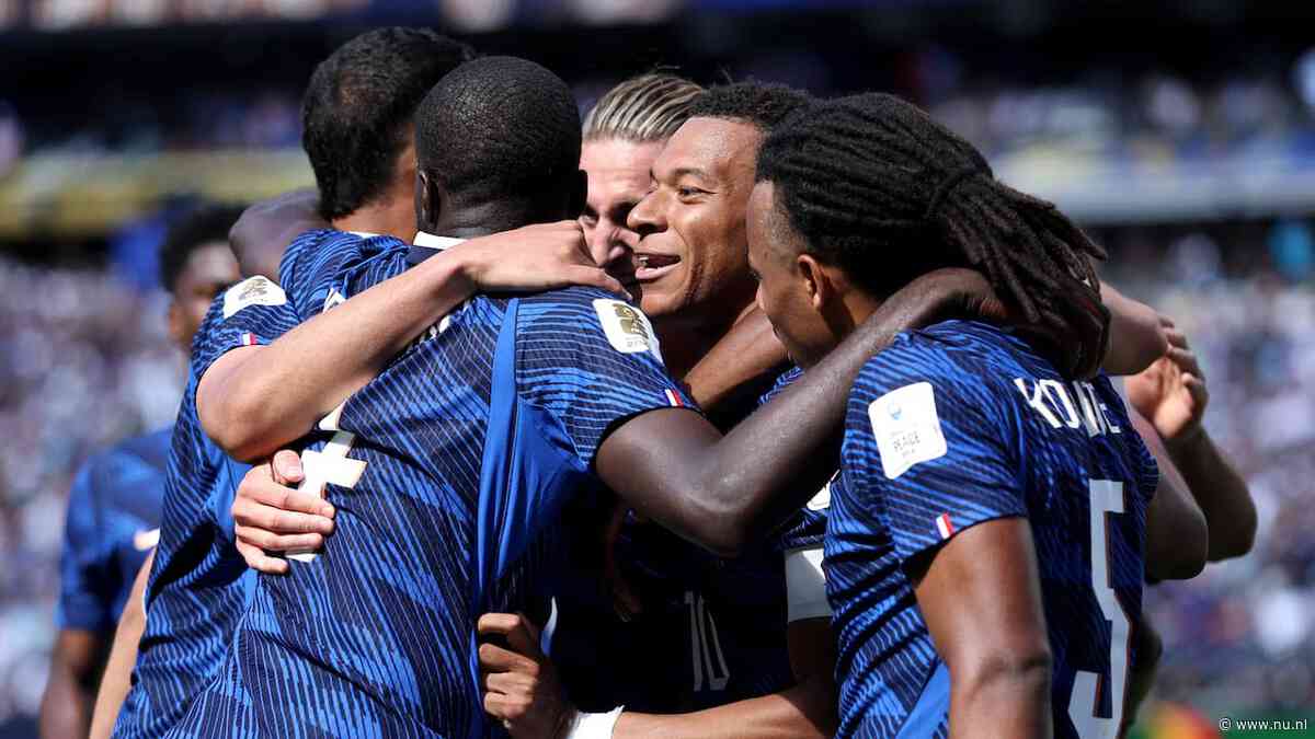 Favoriet Frankrijk begint WK met zege dankzij twee goals Mbappé tegen Senegal