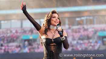 Shania Twain Is Opening for Harry Styles. It All Began With a Call to Harry’s Mom