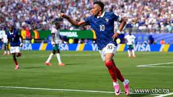 Kylian Mbappe sparks France with two goals in 3-1 win over Senegal at the World Cup
