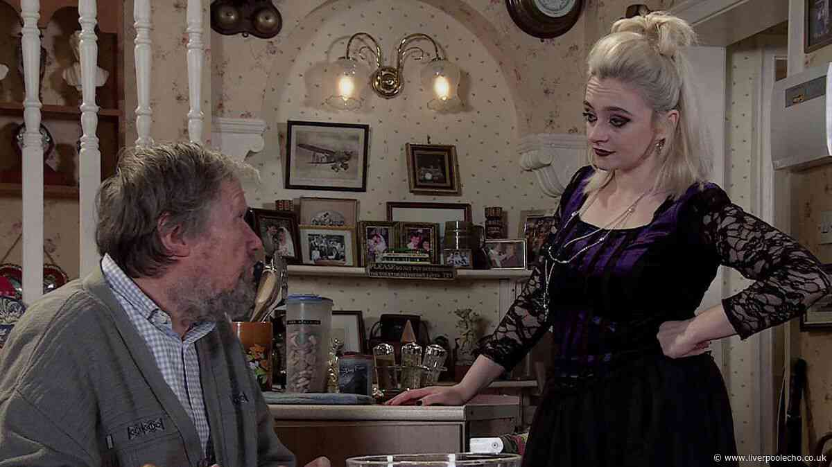 Coronation Street spoilers next week see Nina make big decision that impacts Roy