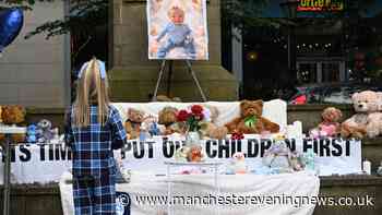 Preston Davey's dad says 'my son should be alive on his birthday' at candle-lit vigil for murdered toddler