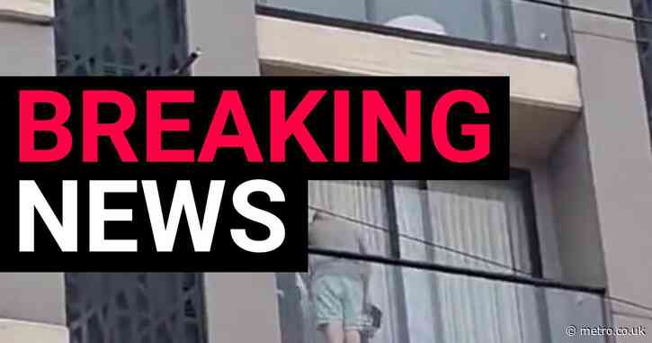 American ‘saving son from choking’ on balcony nearly lynched by paedohunting mob