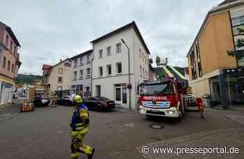 FW Weinheim: Feuerwehr beseitigt lose Dachziegel