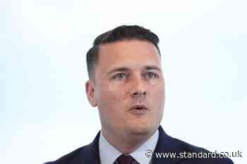 Streeting prepared to trigger leadership contest as early as next week