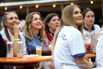 Pub bookings surge by 300% for England’s World Cup kick-off