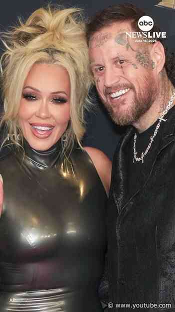 Jelly Roll and Bunnie Xo are calling it quits.