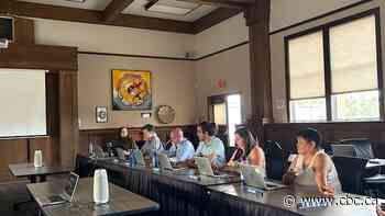 Reinstated Greater Victoria school trustees reverse program cuts, policy changes in 1st meeting back