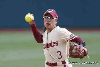 A national player of the year is transferring to Texas, and she'll be right at home
