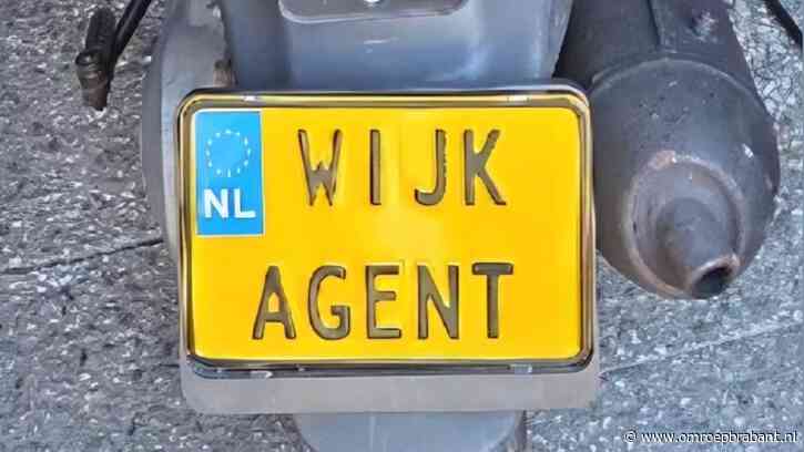 Scooter met 'wijkagent' op kentekenplaat verrast agent in Helmond