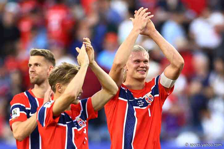 Erling Haaland scores twice on World Cup debut as Norway hammer Iraq