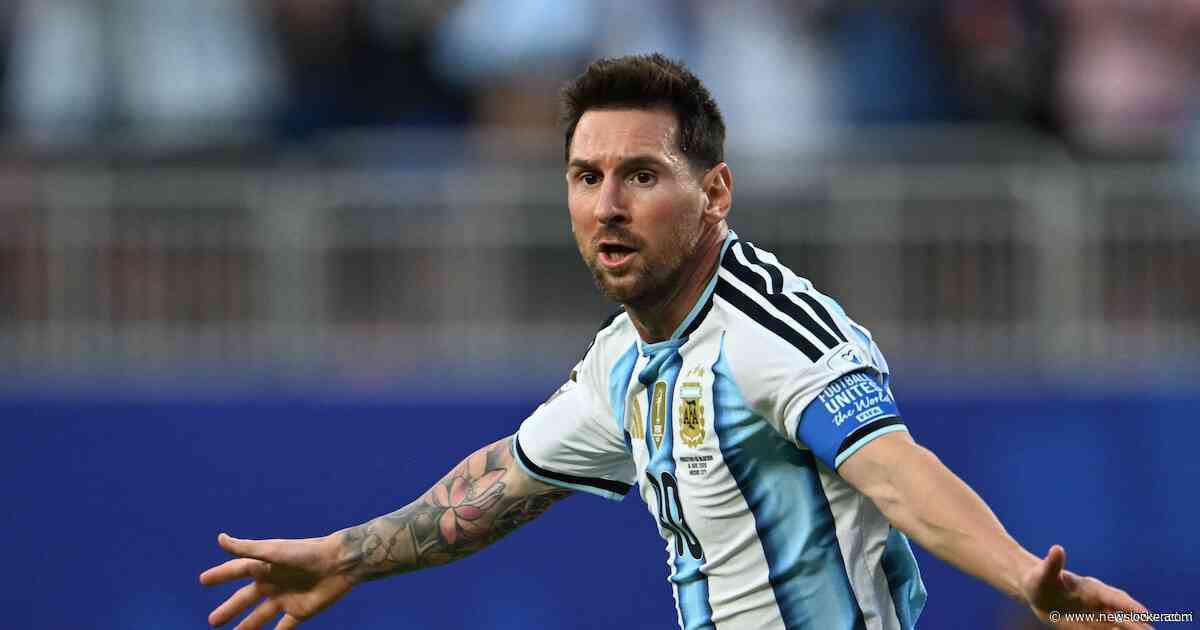LIVE WK voetbal | Wie anders? Geniale Lionel Messi scoort twee keer tegen Algerije