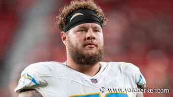 Titans Sign C Andre James