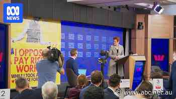 Pauline Hanson's Press Club address interrupted by protest banner