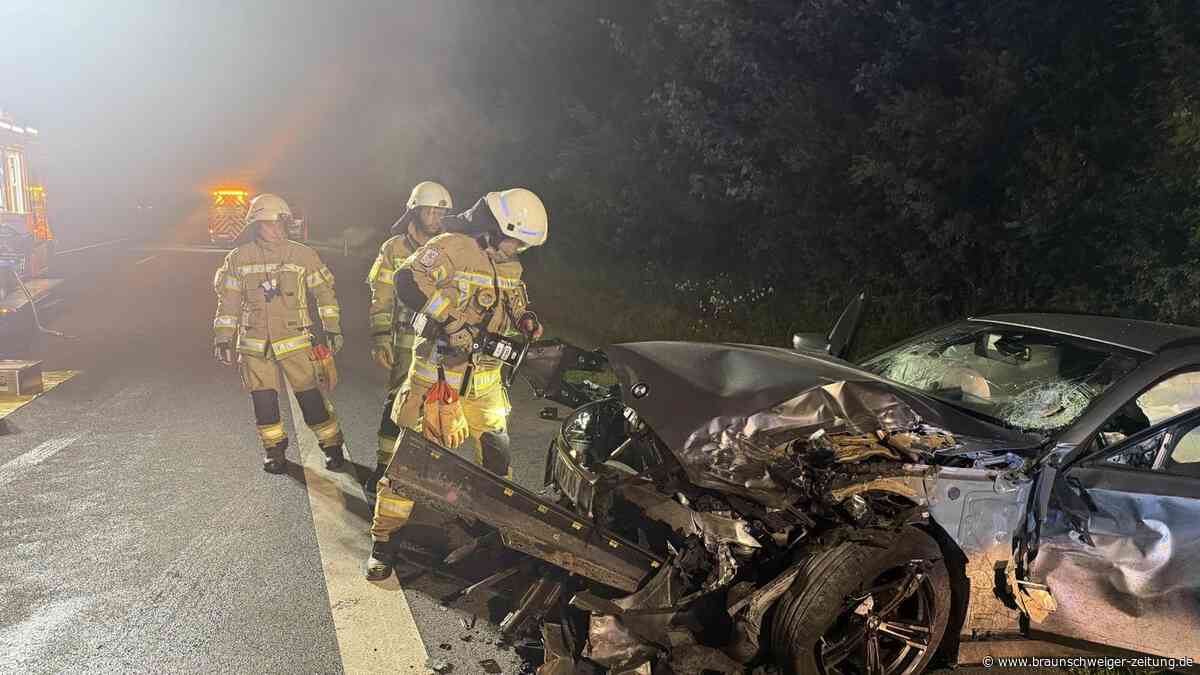 Falschfahrer kracht auf A39 bei Flechtorf frontal in anderen BMW – vier Verletzte