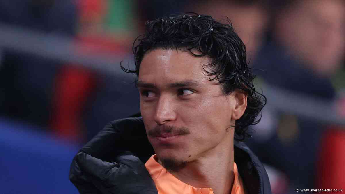 Liverpool latest: Darwin Nunez stance emerges as Man Utd make transfer intentions clear
