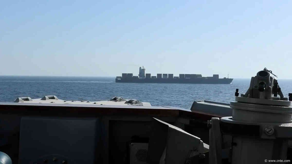 Three Iranian tankers exit U.S. blockade for first time in months as shipowners eye Hormuz in 'wary disbelief'