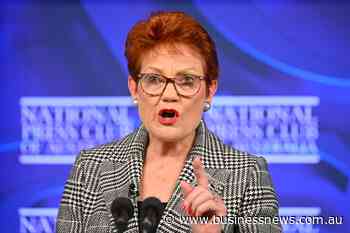 Hanson defies protest to call for 'monocultural' nation