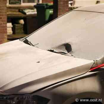 Vermoedelijke poging tot brandstichting auto in Deventer