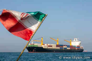 Shipping chief: Hormuz tankers reluctant to leave Gulf despite Iran deal