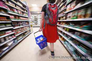 UK inflation rate remains unchanged at 2.8% despite soaring air fares
