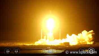 SpaceX launches 3 huge BlueBird direct-to-cell satellites from Florida
