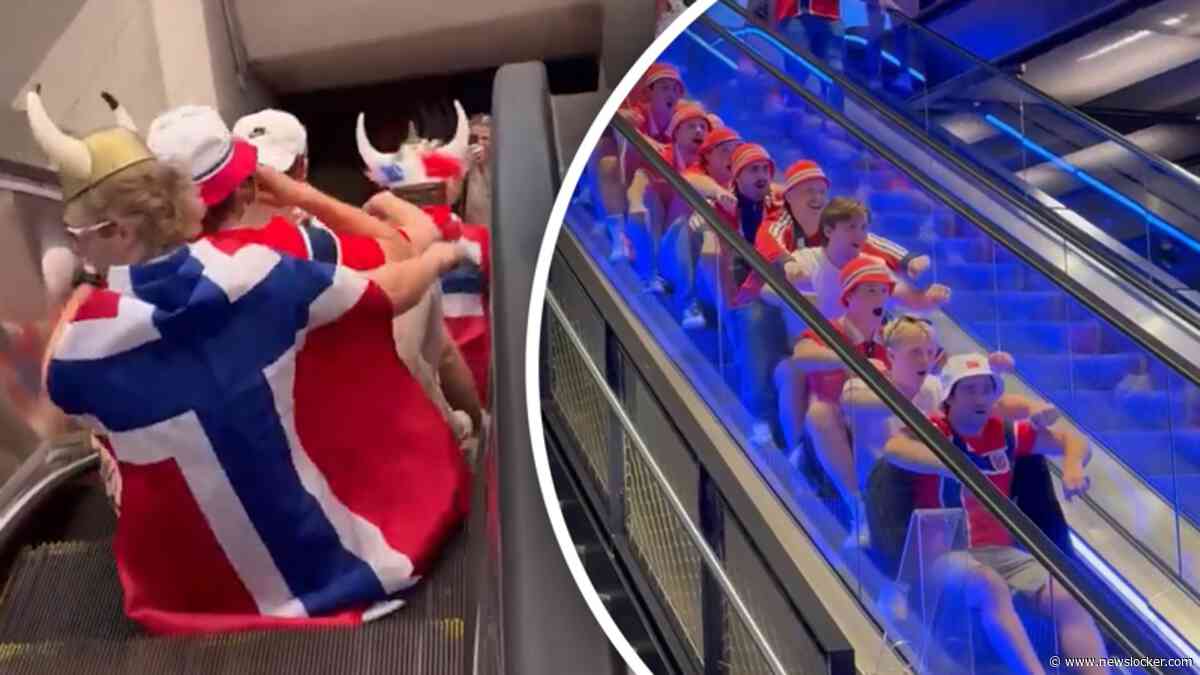 Supporters van Noorwegen doen massaal de ‘Viking Row’