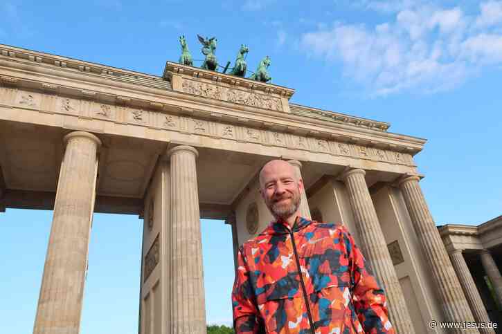 Ex-CDU-Generalsekretär Tauber: Ohne christliche Botschaft macht sich Kirche überflüssig