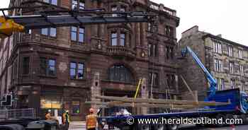 New canopy for revamped King's Theatre gets police escort from Glasgow to Edinburgh
