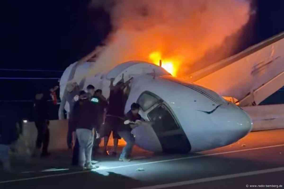Privatjet stürzt in Texas auf Highway – ein Toter