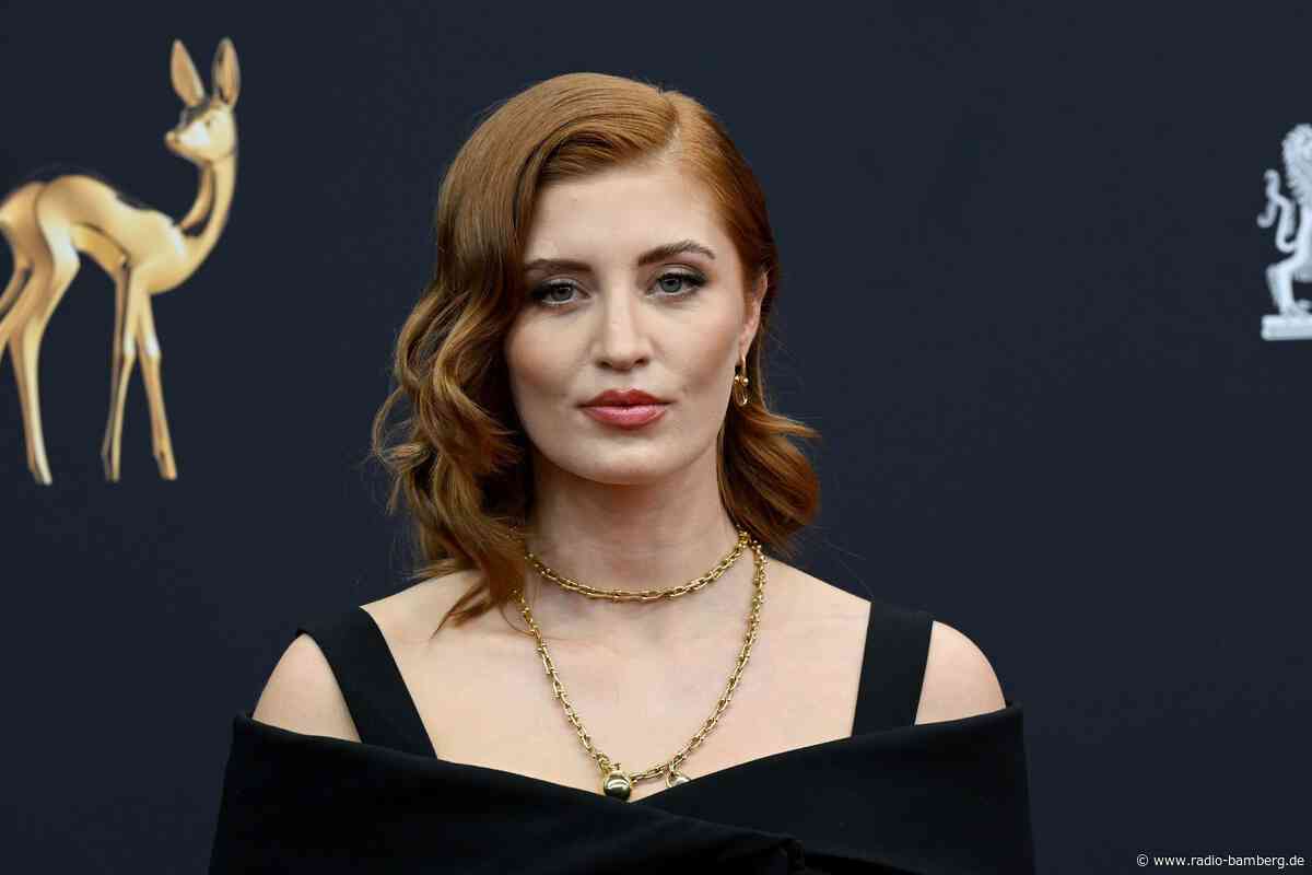 Luna Schweiger schwärmt von Liebe zu Springreiter Wenz