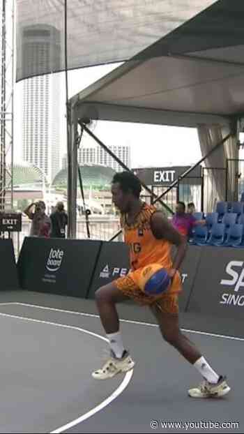 Defense had no idea what was going on 😭  Via: FIBA3x3 #3x3basketball #3x3WC