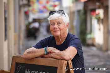 « C’est vraiment une très belle histoire, Les Nuits Carrées » : à Antibes, cette bénévole de 85 ans raconte son expérience au cœur du festival