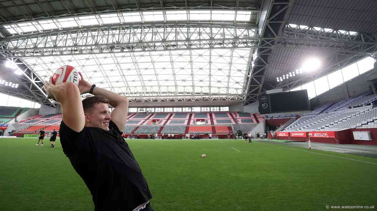 Barbarians name star-studded team to face Springboks as lone Welshman starts