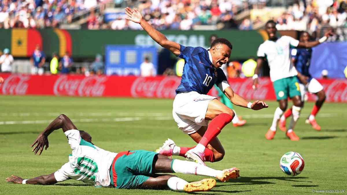 World Cup VAR review: Should France have gotten pe...