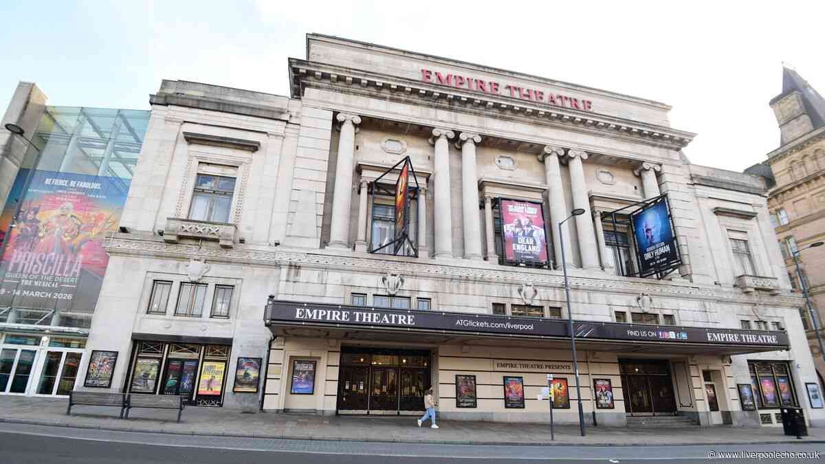 Liverpool Empire Theatre show stopped as actress' 'voice goes'