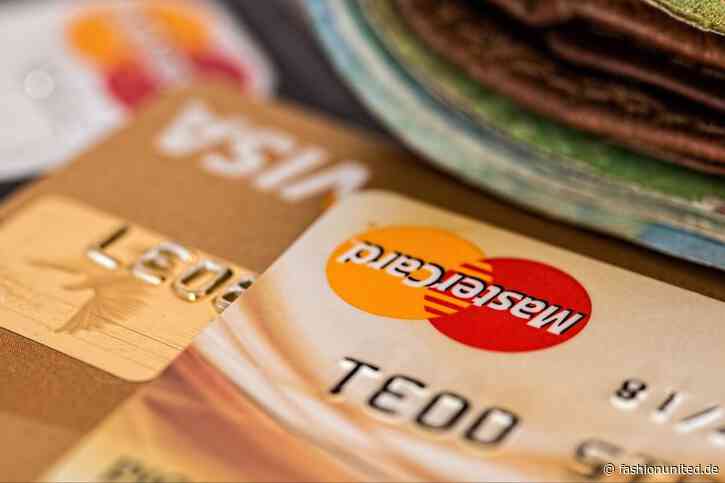 Menschen in Deutschland zahlen überwiegend ohne Bargeld