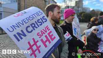 University of Dundee to cut 190 more jobs to save £20m