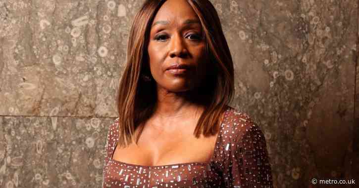 Tearful EastEnders star Diane Parish pays tribute to ‘incredible’ cancer survivor as she rings the Vic bell