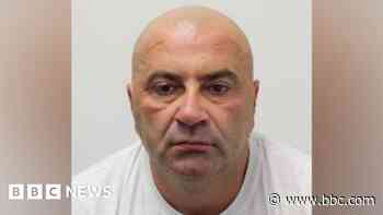 Rapist freed in error says he warned prison staff